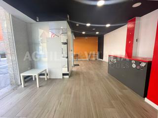 Lloguer Local Comercial a Canovelles. Local comercial con diferentes estancias