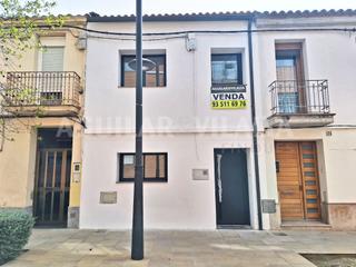 Casa adossada a Roca del Valls (La). Casa de obra nueva en el centro de la roca del valls