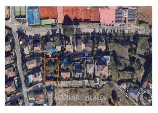 Terreny residencial a Canovelles. Parcela edificable belulla