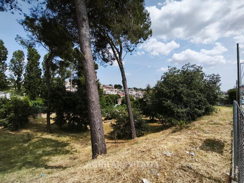 Foto ef102e8d-3cf5-4c8e-a742-c2fcff8cf9c0. Terreny residencial a Lliçà d´Amunt