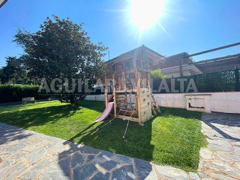 Foto 46f55454-767e-4d6b-967f-8d3412490005. Casa para dos familias con piscina en Vallromanes