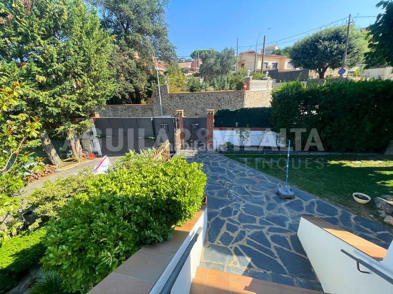 Foto 62cdd552-bd3f-4a64-a820-6c14978af552. Casa para dos familias con piscina en Vallromanes