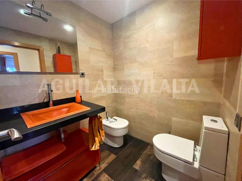 Foto d4f54827-d78e-4478-b259-628f2727b1d6. Casa para dos familias con piscina en Vallromanes