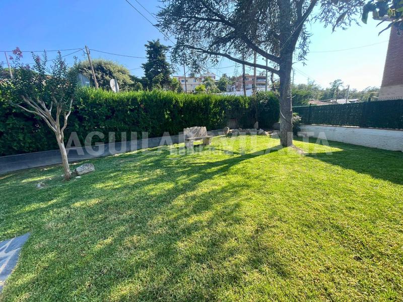 Foto ee29f75b-08ab-4571-aa75-d784b878fe6f. Casa para dos familias con piscina en Vallromanes