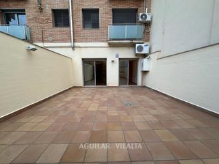 Piso en Centre. Planta baja con terraza en el centro de granollers