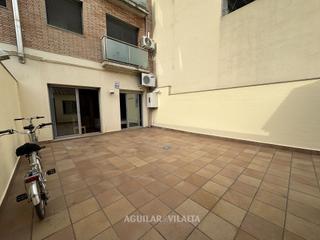 Piso en Centre. Planta baja con terraza en el centro de granollers