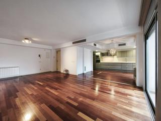 Appartement à Centre. Oportunidad piso y parking en el centro