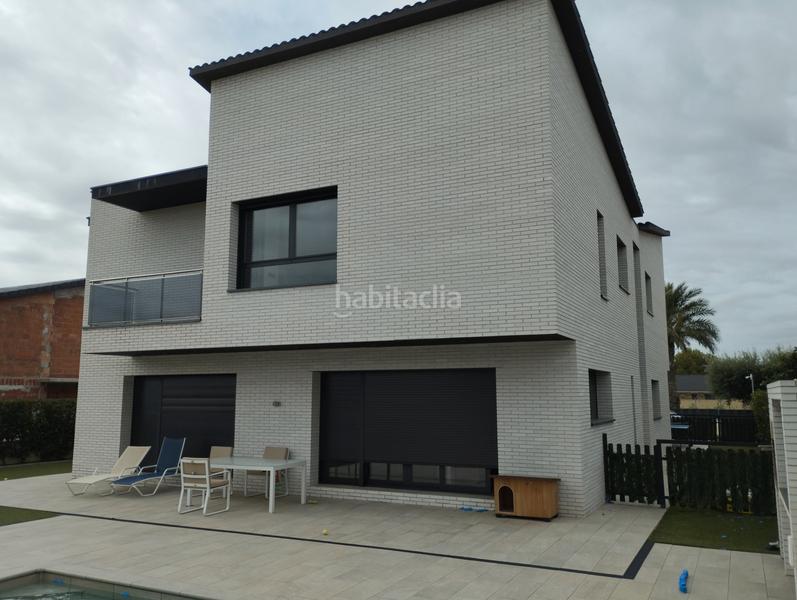 Foto f420b0ea-4533-451e-8585-494b47e88aa6. Terreno residencial en carrer de les roses 22 en Migjorn Reus