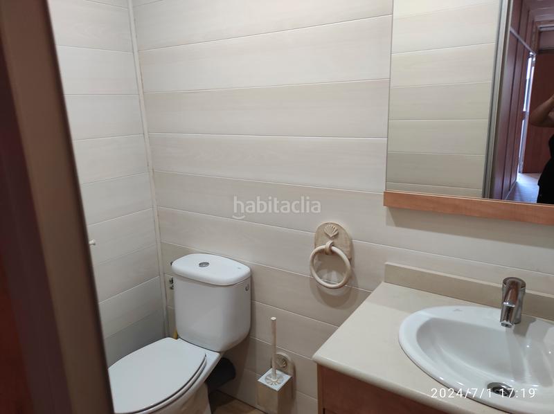 Foto 6bbcb861-1b10-49e0-81cd-74982974bae4. Lloguer oficina amb calefacció aparcament a Constantí