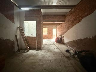 Maison à Carrer de l'agricultura 237. Una casa con historia. una inversión con futuro. / id 332