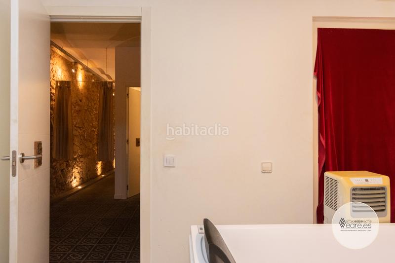 Foto 14ead966-b6e9-402e-aedc-6f419c0da258. Local commercial avec chauffage dans L´Antiga Esquerra de l´Eixample Barcelona