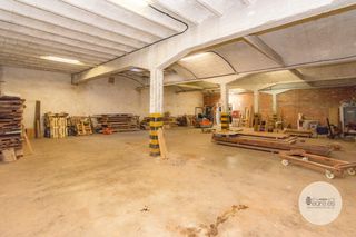 Gesch�ftsraum  Carrer de llan�a. Oportunidad de inversi�n en barcelona � local con gran potencial
