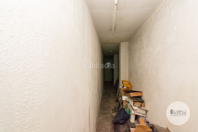 Foto 21e7003f-13cc-4a04-a097-28b076a6a119. Local comercial a Sant Antoni Barcelona