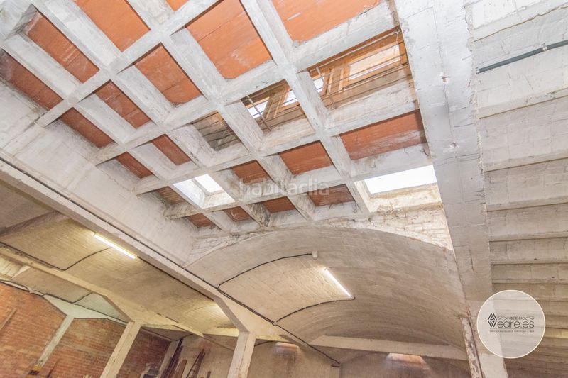 Foto 54b7aa26-dc31-4ef4-a528-ee06575087cd. Local comercial a Sant Antoni Barcelona