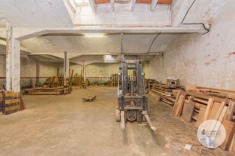 Foto b0f07b1a-edaa-4587-b8e9-a7c80e2a5c40. Local comercial a Sant Antoni Barcelona