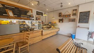 Traspàs Local Comercial a Carrer del músic fermí marí 32. Gran oportunidad de inversión en restauración con obrador