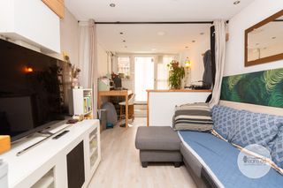 Local Comercial a Carrer de tolr� 30. Local en venta en calle de tolr�, el carmel, horta guinard�, bar
