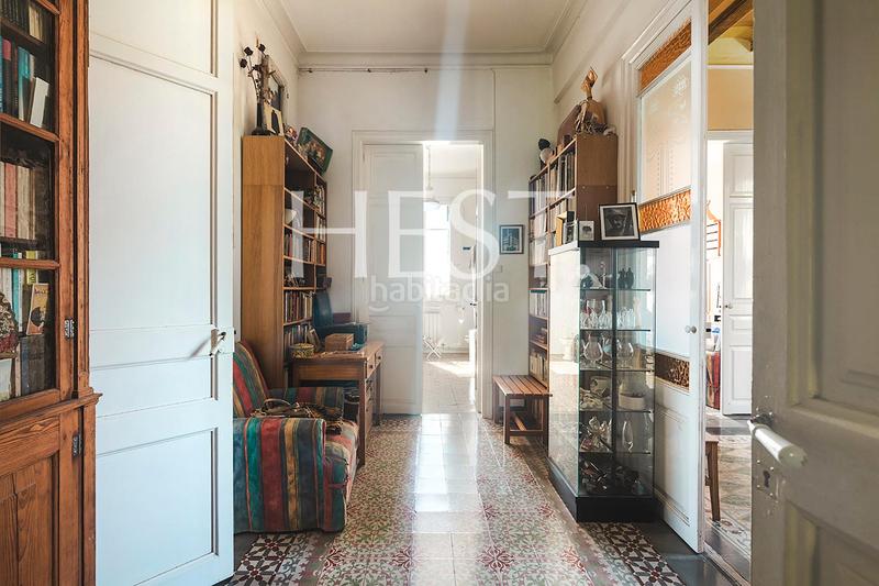 Foto 5fa7b45e-8eb2-4487-ae13-db441829e5fa. Chalet finca modernista con vistas inigualables a vallvidrera -tibidabo en Barcelona