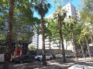 Pis  Carrer de la mineria. Luminoso piso de 67m con terraza y piscina  zona plaa cerd