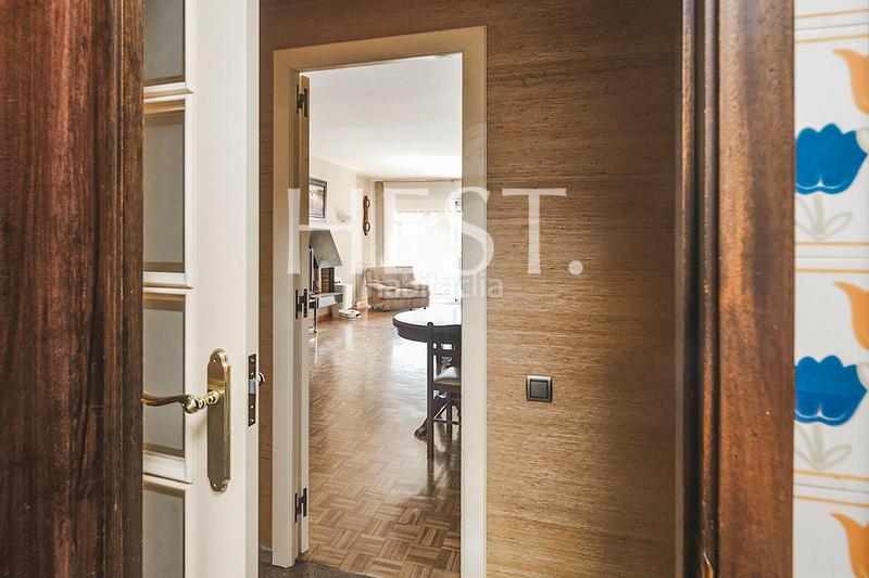 Foto 360fd877-d414-49bc-853c-29ef07c9a21c. Piso amplia y luminosa vivienda con terraza en sant gervasi en Barcelona
