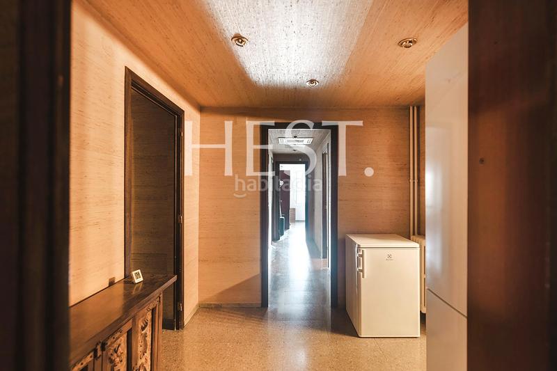 Foto d390fcd1-094f-4fe3-923c-10f233b1f52b. Piso amplia y luminosa vivienda con terraza en sant gervasi en Barcelona