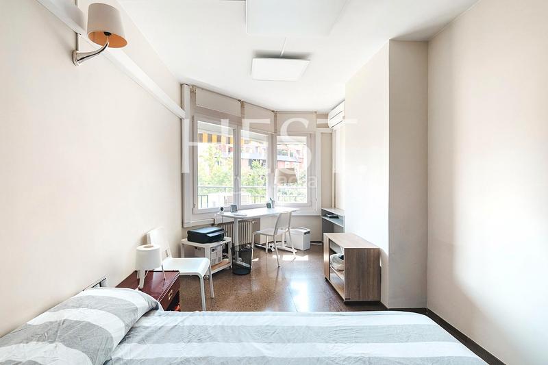Foto e1ae592a-a39f-412b-bff5-4b1d62d5455f. Piso amplia y luminosa vivienda con terraza en sant gervasi en Barcelona
