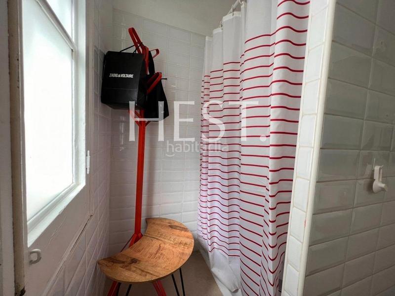 Foto 9bc7892c-cab9-424e-bfec-21e3d67e9f62. Affitto locale commerciale in Vila de Gràcia Barcelona