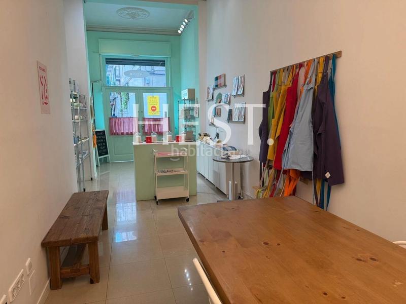 Foto 6bc4b981-d6a4-494a-8e06-ce87ee5f5007. Alquiler local comercial local en el corazón de gracia en Barcelona