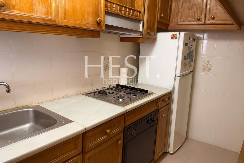 Foto a6747f66-7f04-481d-9a49-327a1dfb69f3. Pis a Raval Barcelona