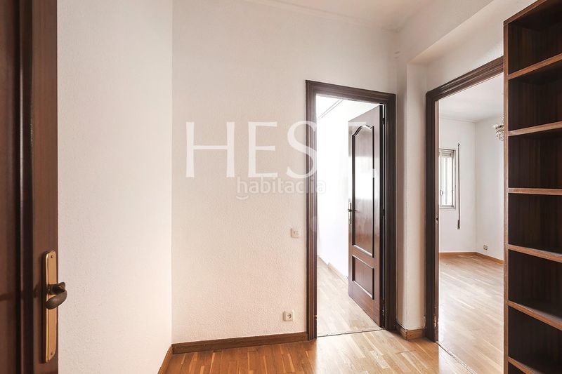Foto 0b9f4595-e0c7-4c60-93b4-d92f69a6ac77. Pis amb calefacció aparcament a Sants Barcelona