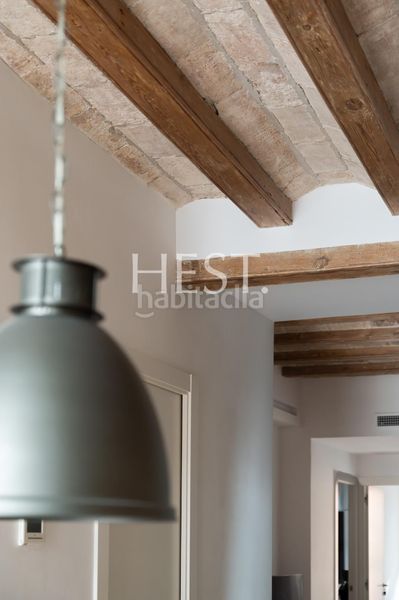 Foto 2d6b1deb-0f4d-49ed-bb0c-9ccc757032e1. Pis a Raval Barcelona