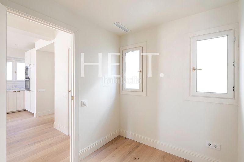 Foto 405a0623-b386-4f3c-9bf2-2c48b67ab00d. Àtic amb calefacció a Sant Gervasi - Galvany Barcelona