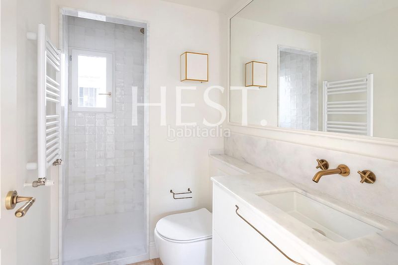 Foto 5d3bb6e5-d9df-4494-aa11-2f0c095b653c. Àtic amb calefacció a Sant Gervasi - Galvany Barcelona