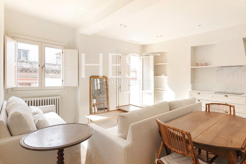 Foto e628f702-8ffc-40e0-9d56-9ef6c485df39. Àtic amb calefacció a Sant Gervasi - Galvany Barcelona