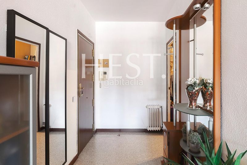 Foto dad77be7-2109-4356-9f64-e8e850fa190b. Pis amb calefacció aparcament a Vallcarca - Penitents Barcelona