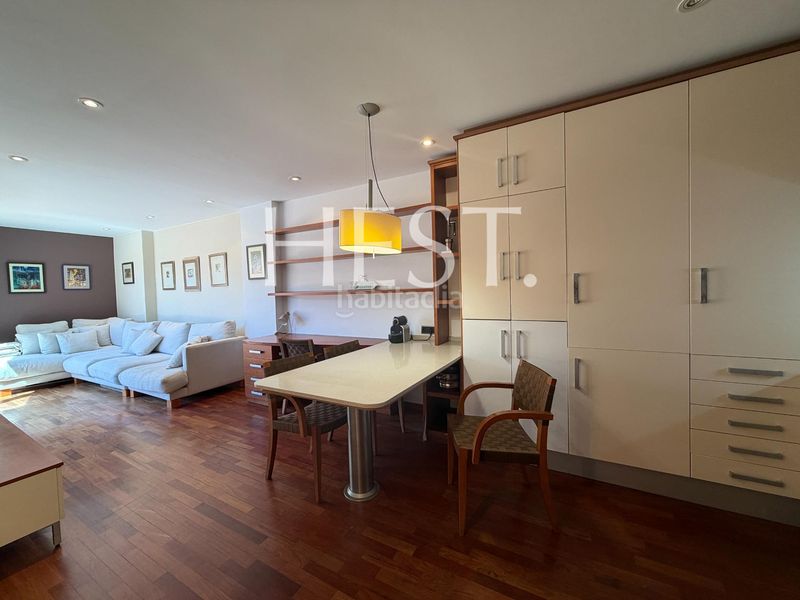 Foto 74a0fe1b-2280-4e7c-8346-357382285d38. Flat with heating pool in Putget - Farró Barcelona