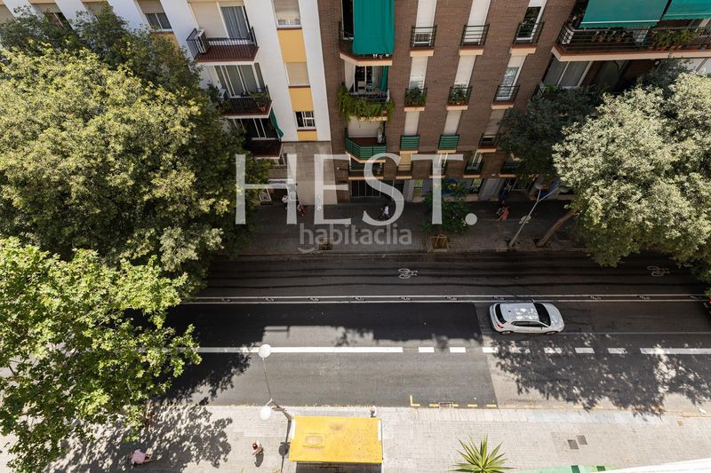 Foto 8acee7db-8907-4de4-baad-893dc9ae3fbc. Pis amb calefacció aparcament a Sant Antoni Barcelona