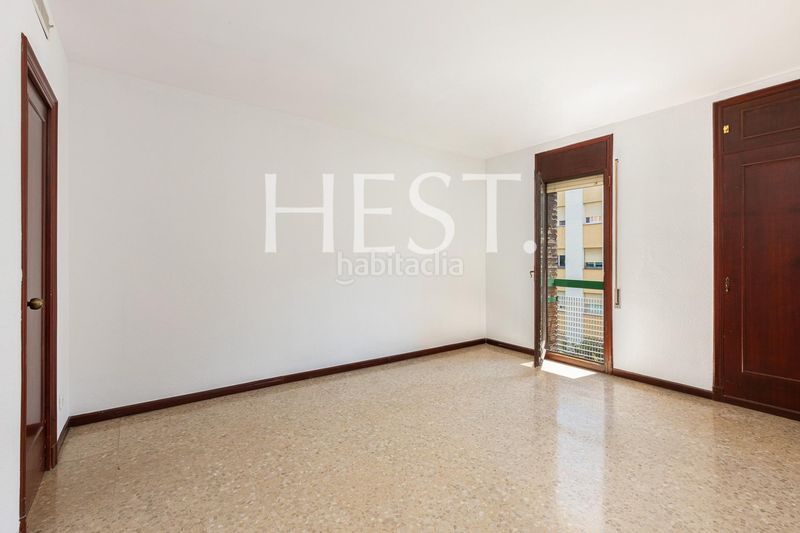 Foto 70a10485-37f1-41c1-b4c2-80f1d9e55826. Piso en Sant Antoni Barcelona