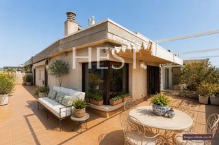 Dachwohnung  Carrer tur� de monterols. Exclusivo �tico con espectacular terraza en sant gervasi