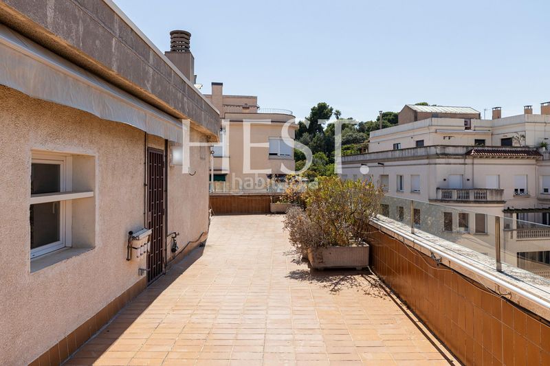 Foto 710627f3-9b14-4856-be90-6286000349ca. Àtic amb calefacció aparcament a Sant Gervasi - Galvany Barcelona