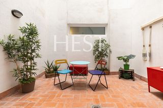 Etagenwohnung  Carrer d'aldana. Maravilloso piso en el barrio de sant antoni