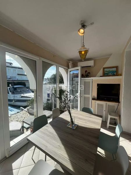 Foto a1720dda-7552-49b7-8882-1529501e340a. Casa amb calefacció aparcament a Port Grec - Port Moxó Empuriabrava