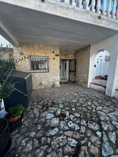 Foto daa0cd96-9bea-4327-8463-93127965de76. Casa amb calefacció aparcament a Port Grec - Port Moxó Empuriabrava