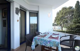 Apartament a Avenida pau casals 13. Apartamento de 3 habitaciones con terraza y plaza de aparcamient