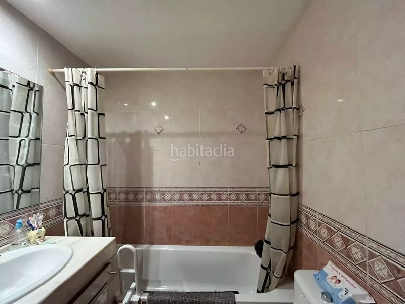 Foto a3c635e4-0634-47be-9dfc-a6f945c5ac2e. Apartament amb calefacció a Eixample-Horta Capallera Figueres