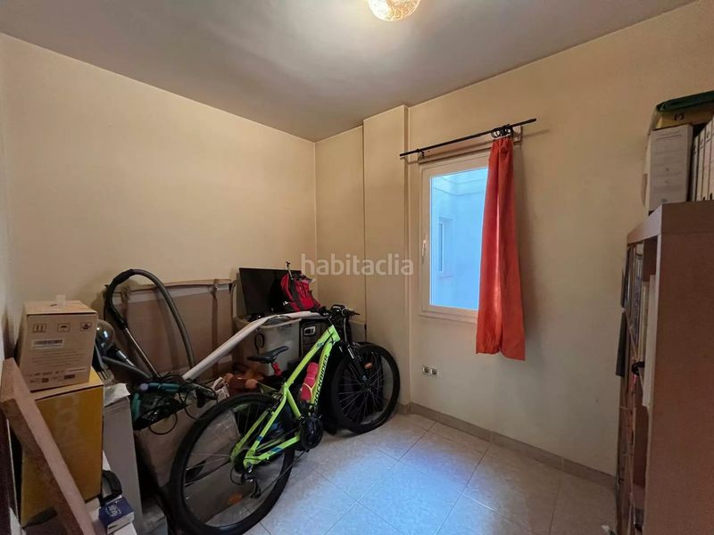 Foto ef5430ab-1169-458a-bf50-43c88f39a0a1. Apartament amb calefacció a Eixample-Horta Capallera Figueres