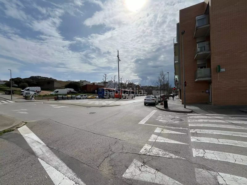 Foto 4a00c352-6d10-48e2-9132-b2d1540b832d. Aparcament cotxe a Centre Roses