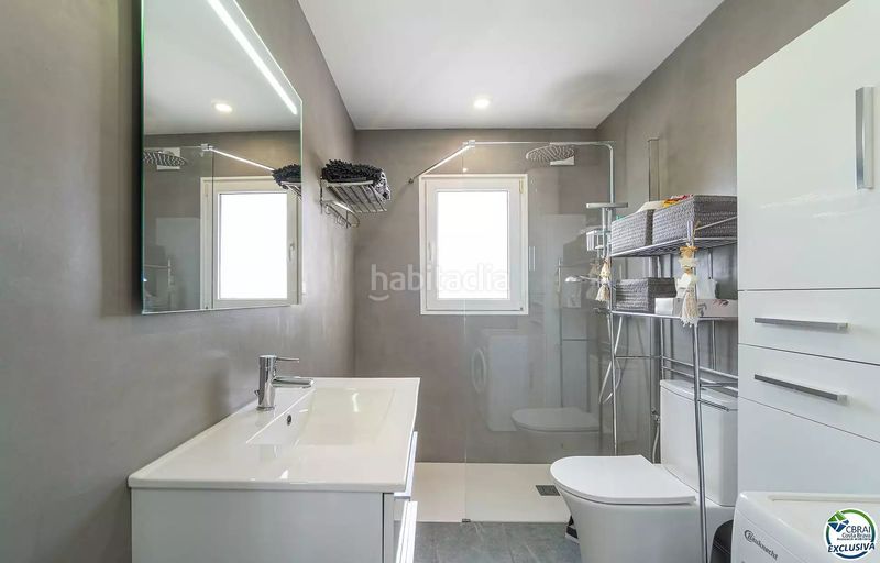 Foto 5dee0535-24ad-48c1-aa2a-fd010c7f9ce5. Casa a carrer joan timoneda 118 a Puig Rom-Canyelles-Almadrava Roses