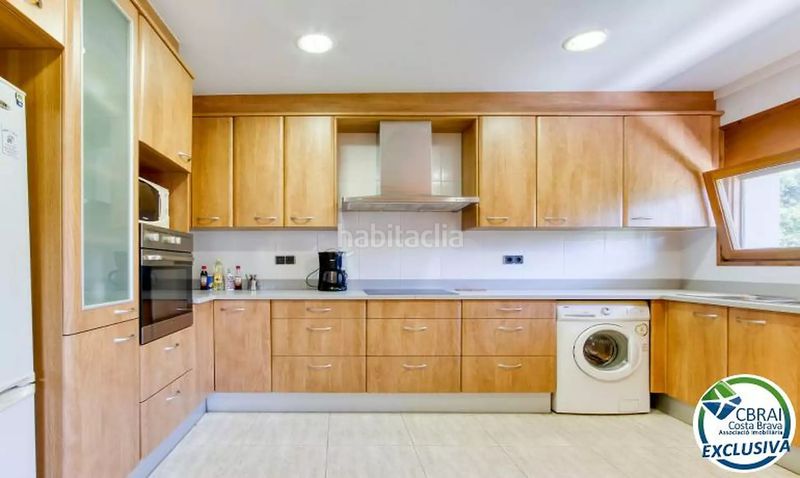 Foto f73c52de-d3e7-4a5b-a97e-e91949f0b2bc. Casa a calle nuria 2 a La Vila Llançà