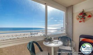 Apartament a Calle edificio miami planta , puerta 6 11. Estudio magnífico con vistas al mar